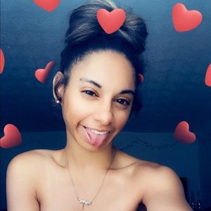 Meet your Posher, Jasmine